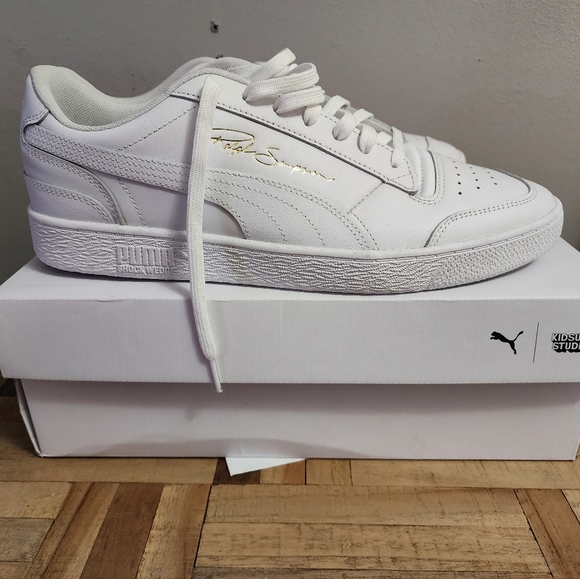 Puma Ralph Sampson low all white with golden embroidery on the logo. - Picture 3 of 4